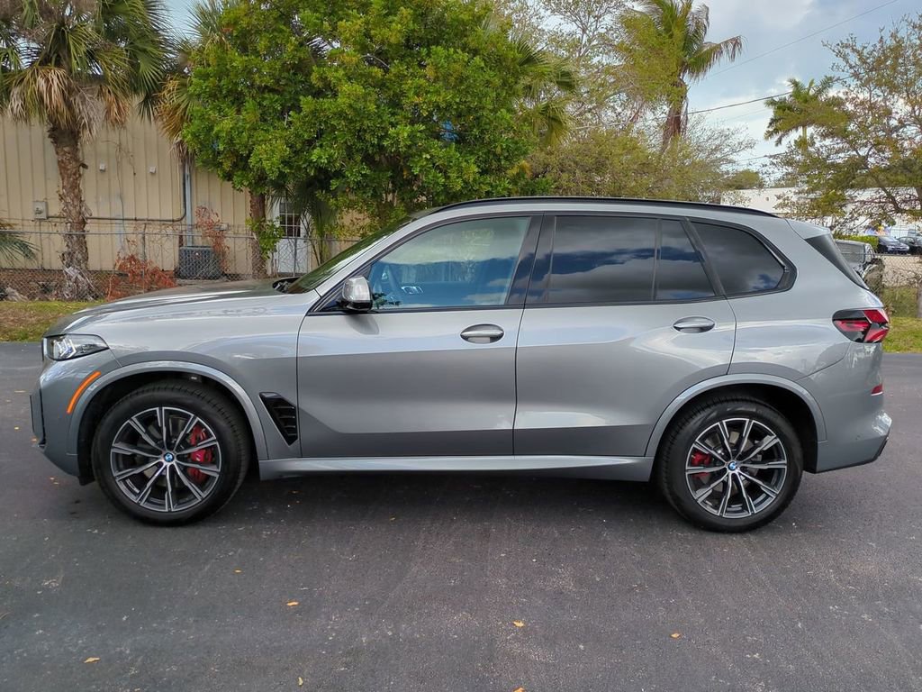 Used 2026 BMW X5 sDrive40i image 7