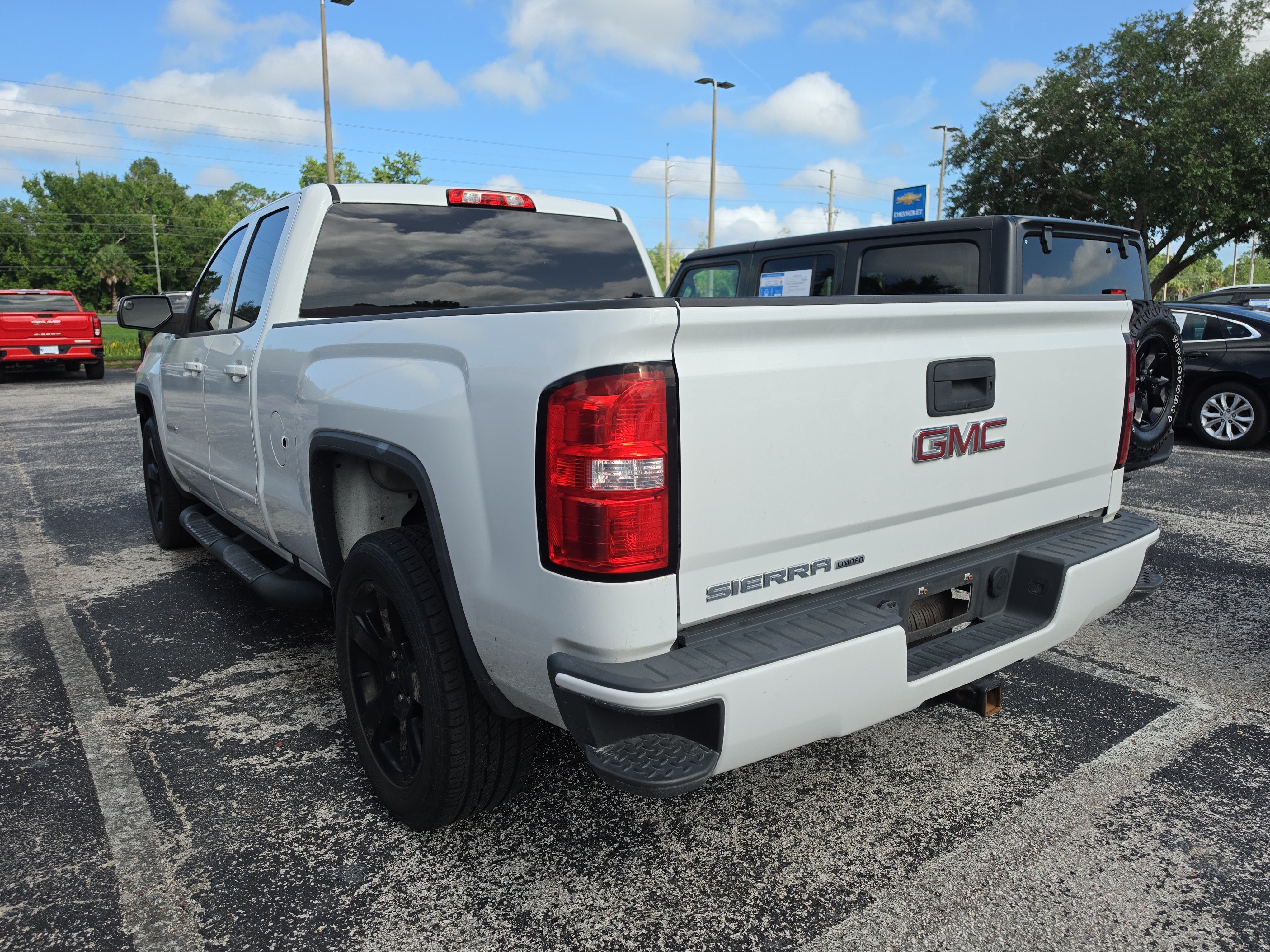 Used 2019 GMC Sierra 1500 Limited w/ Elevation Edition AWD/4WD image 5