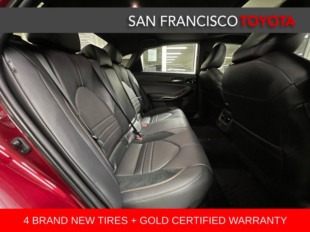 Certified 2021 Toyota Avalon XSE image 18