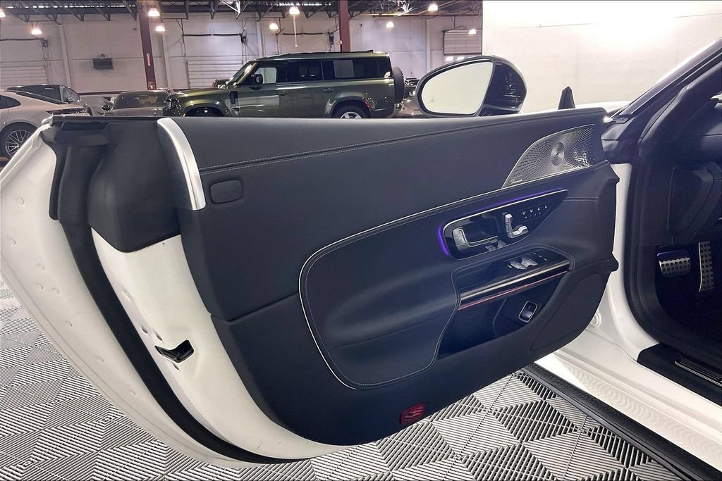 Certified 2022 Mercedes-Benz SL 55 AMG 4MATIC image 15