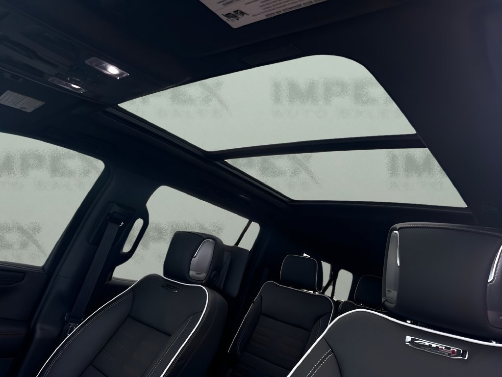 Used 2025 GMC Yukon XL AT4 Ultimate AWD/4WD image 10