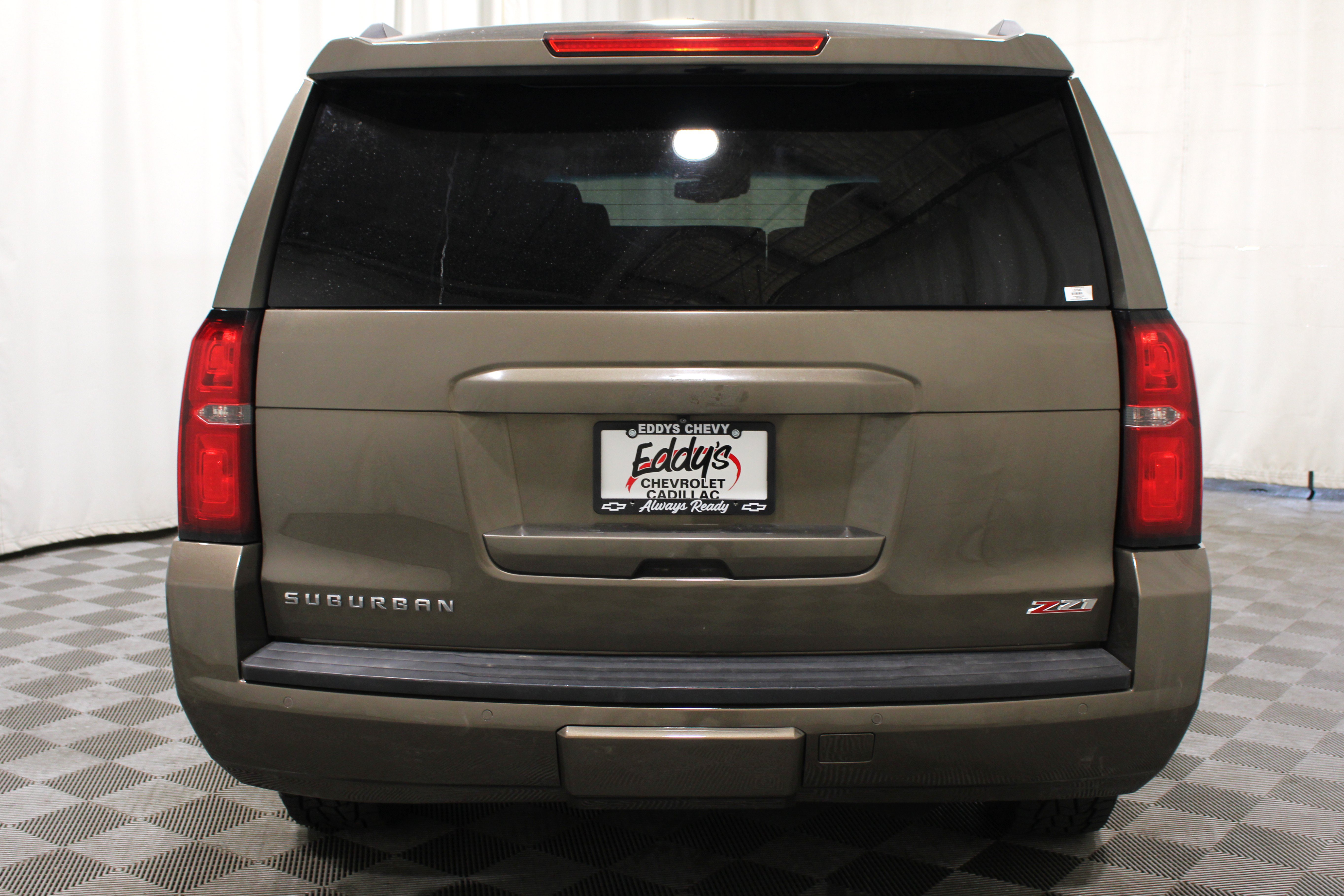 Used 2015 Chevrolet Suburban LT AWD/4WD image 33
