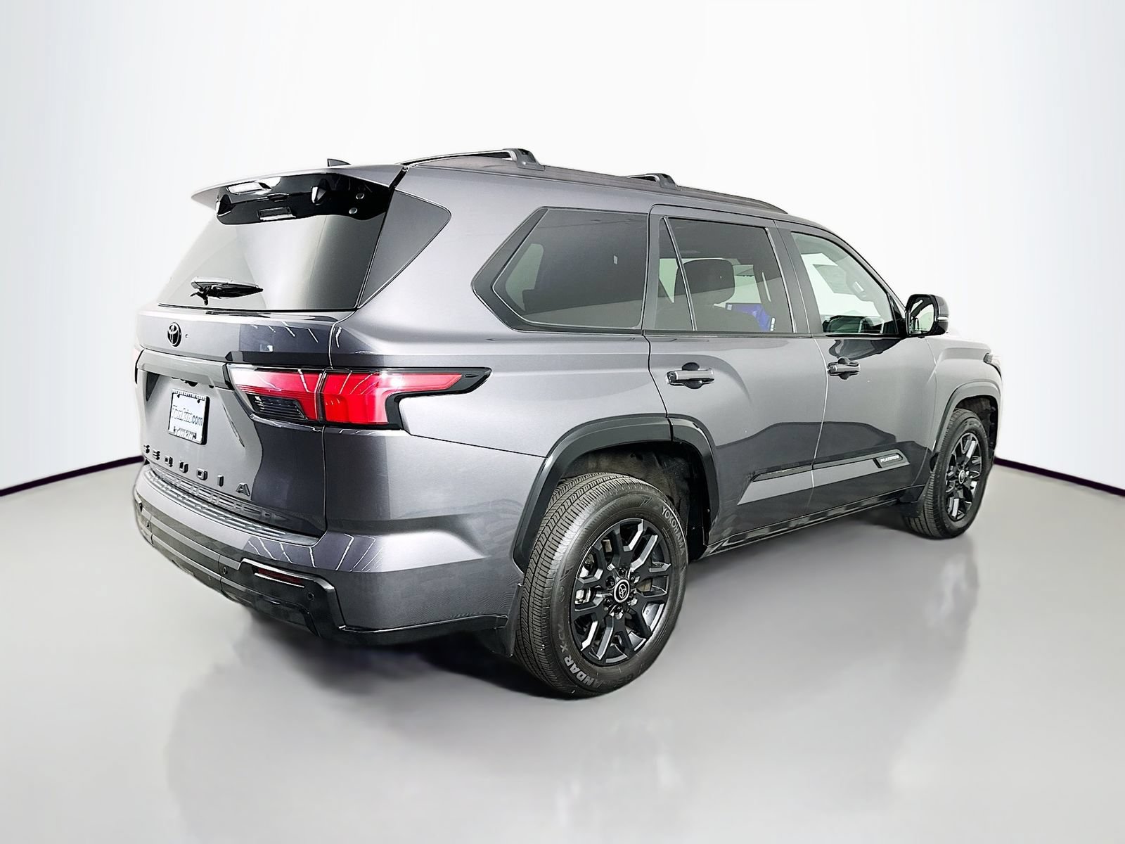Certified 2024 Toyota Sequoia Platinum AWD/4WD image 7