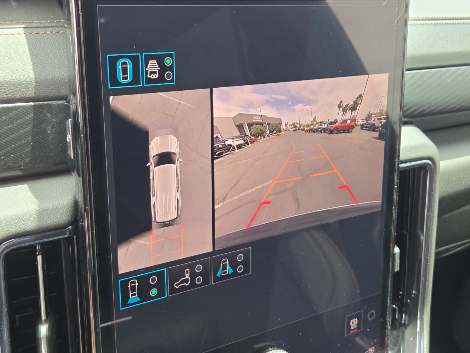 Used 2026 GMC Yukon XL AT4 w/ LPO, Floor Liner Package AWD/4WD image 23