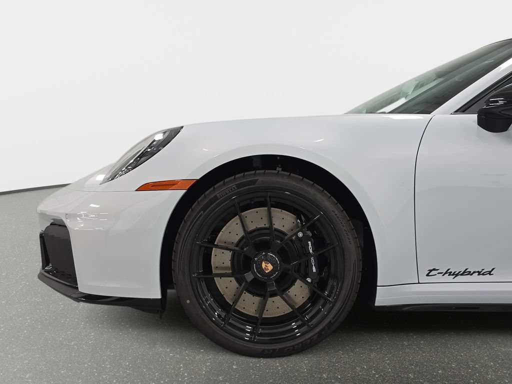 New 2026 Porsche 911 Carrera GTS RWD image 10