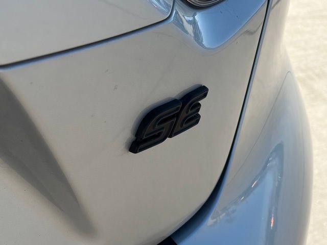 Used 2025 Toyota Corolla SE image 8