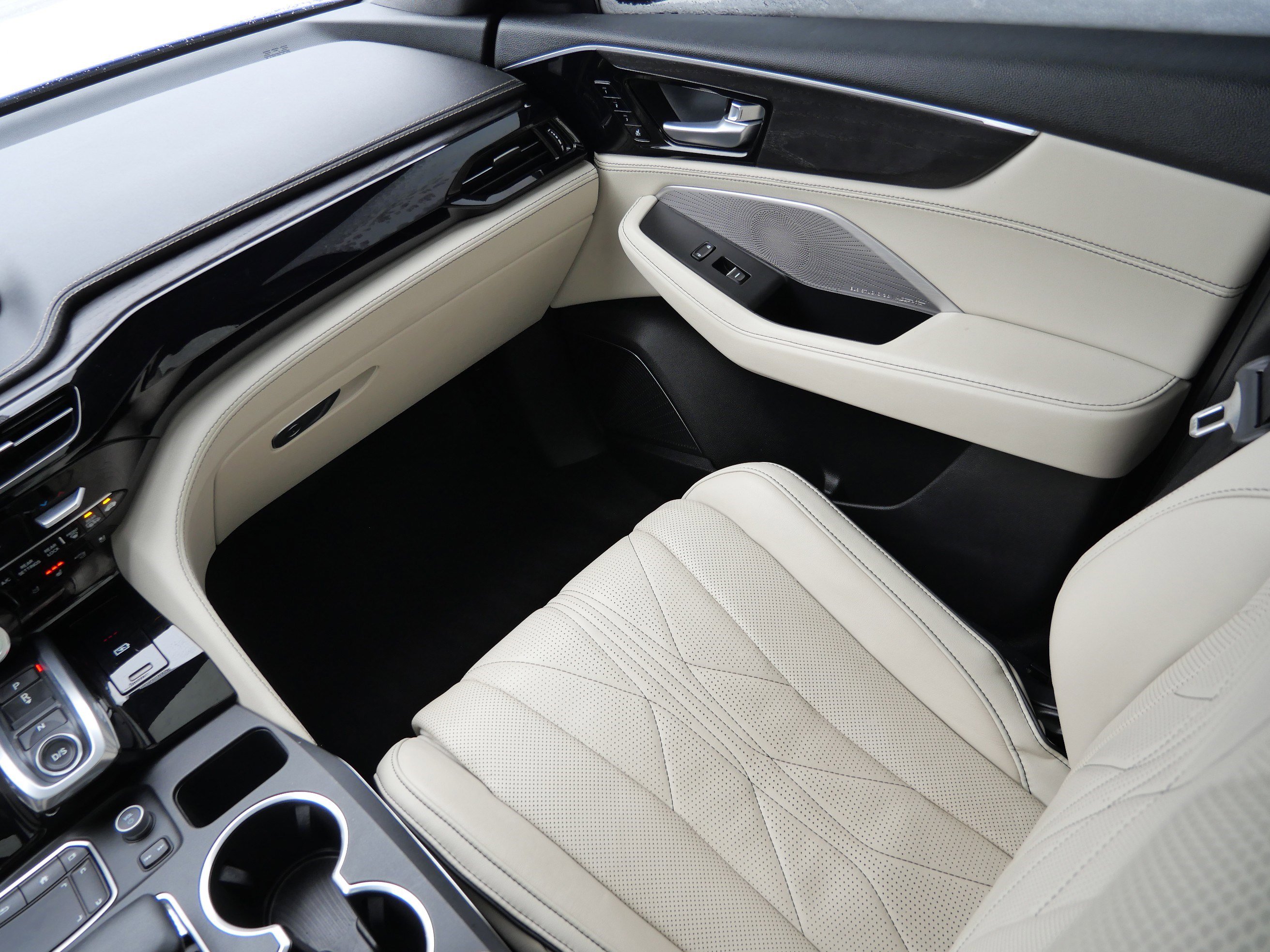 Used 2022 Acura MDX Type S image 11