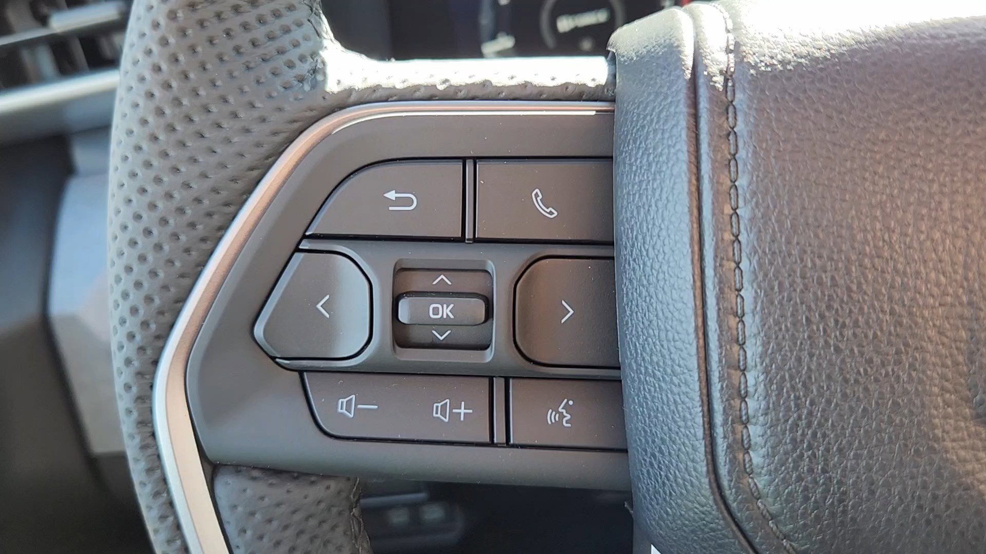 New 2025 Toyota Tacoma Trailhunter image 11