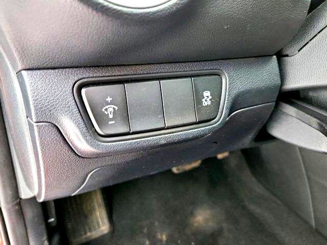 Used 2024 Kia Forte LXS image 18