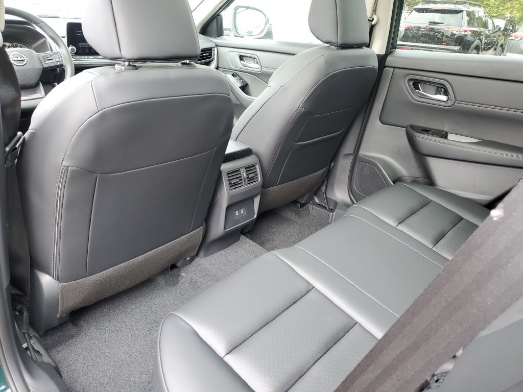 New 2026 Nissan Rogue Dark Armor FWD image 14