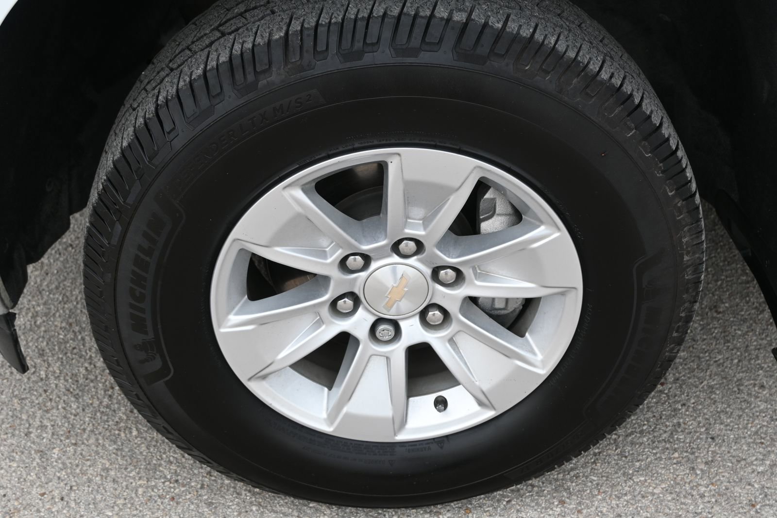 Used 2023 Chevrolet Silverado 1500 LT RWD image 7