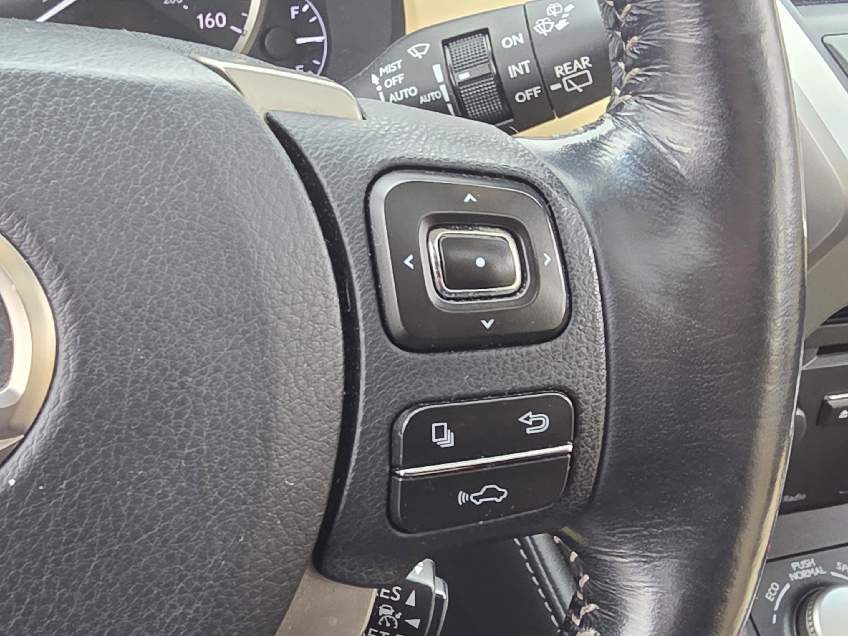 Used 2015 Lexus NX 300h AWD w/ Luxury Package image 16