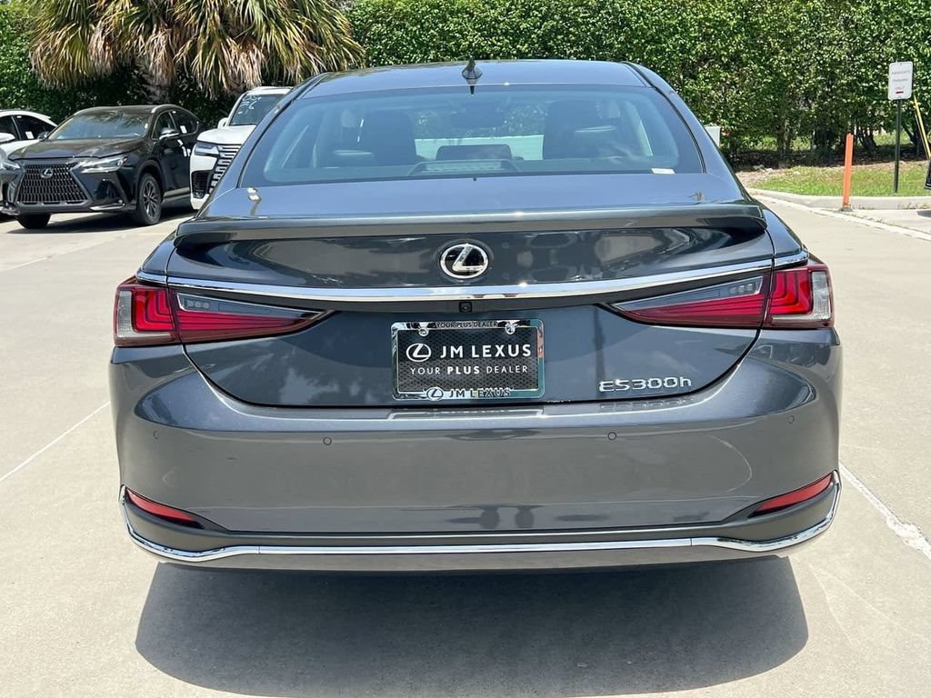 Certified 2025 Lexus ES 300h w/ Premium Package FWD image 6