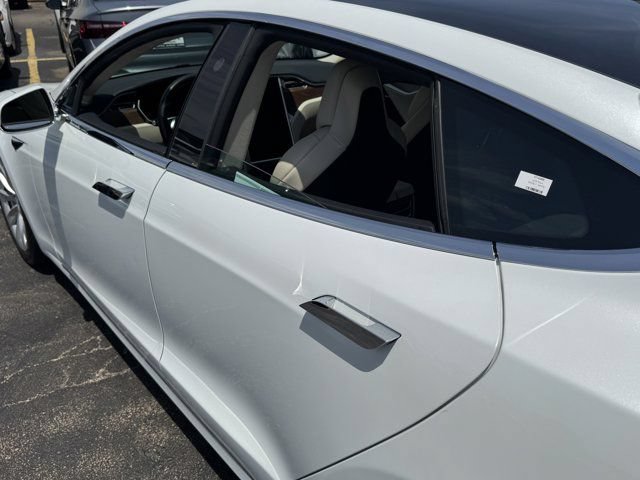 Used 2018 Tesla Model S 100D AWD/4WD image 28