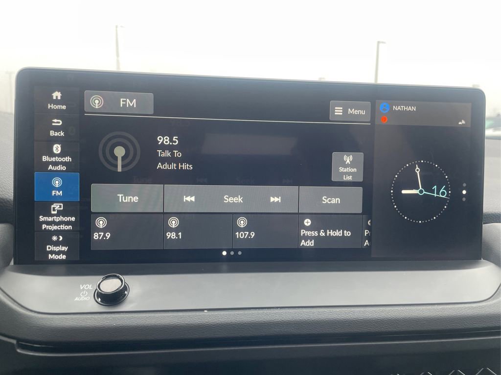 Used 2024 Honda Accord Sport image 11