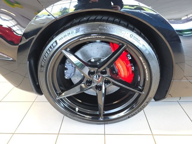 New 2026 Chevrolet Corvette E-Ray image 9