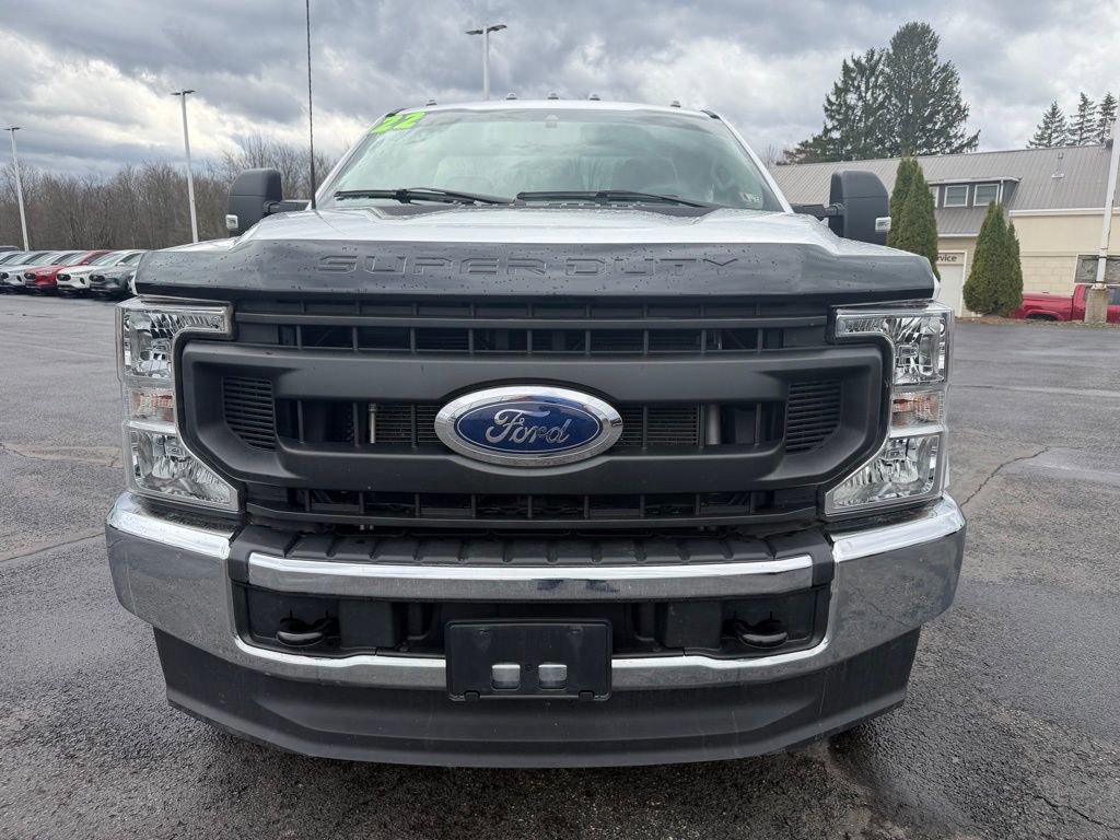 Used 2022 Ford F250 XL w/ Power Equipment Group image 9