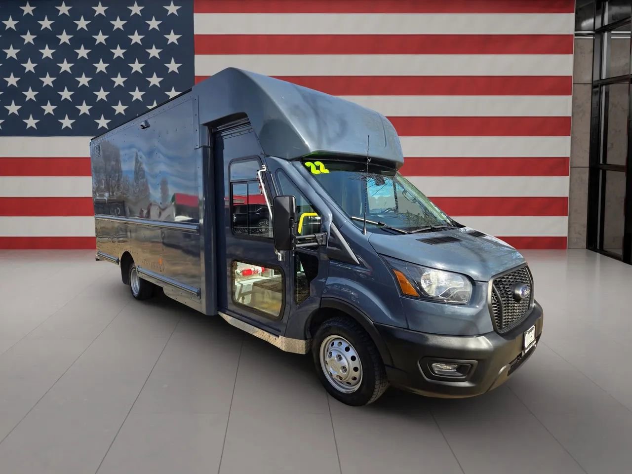 Used 2022 Ford Transit 350 350 HD XL Cutaway Van 2D image 12