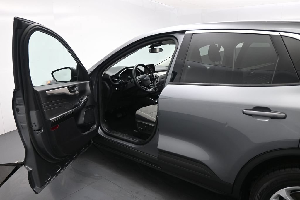 Used 2022 Ford Escape SE w/ Convenience Package FWD image 8