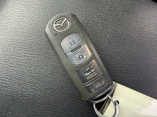 Used 2016 MAZDA MAZDA3 i Sport w/ Preferred Equipment Package image 14