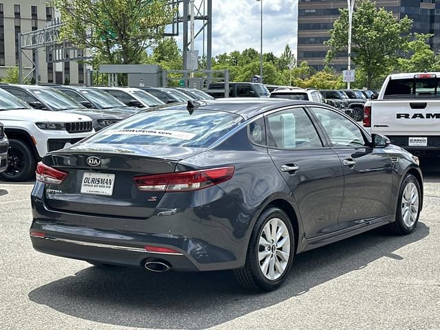 Used 2018 Kia Optima S w/ Panoramic Sunroof Package FWD image 3