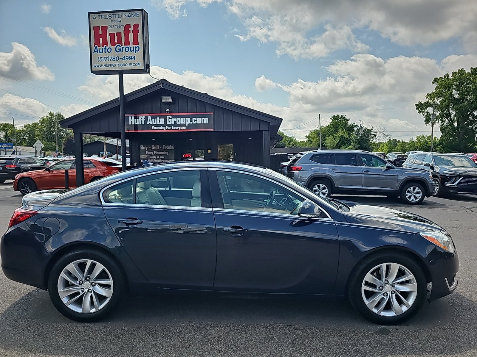 Used 2014 Buick Regal FWD image 2