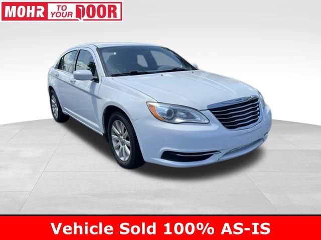 Used 2013 Chrysler 200 Touring FWD image 1