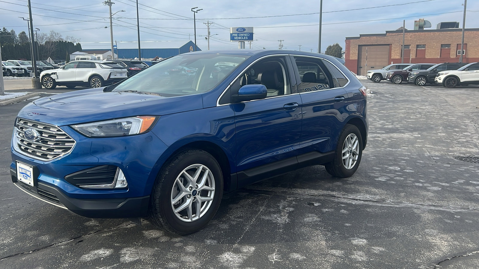 Used 2022 Ford Edge SEL w/ Convenience Package image 4