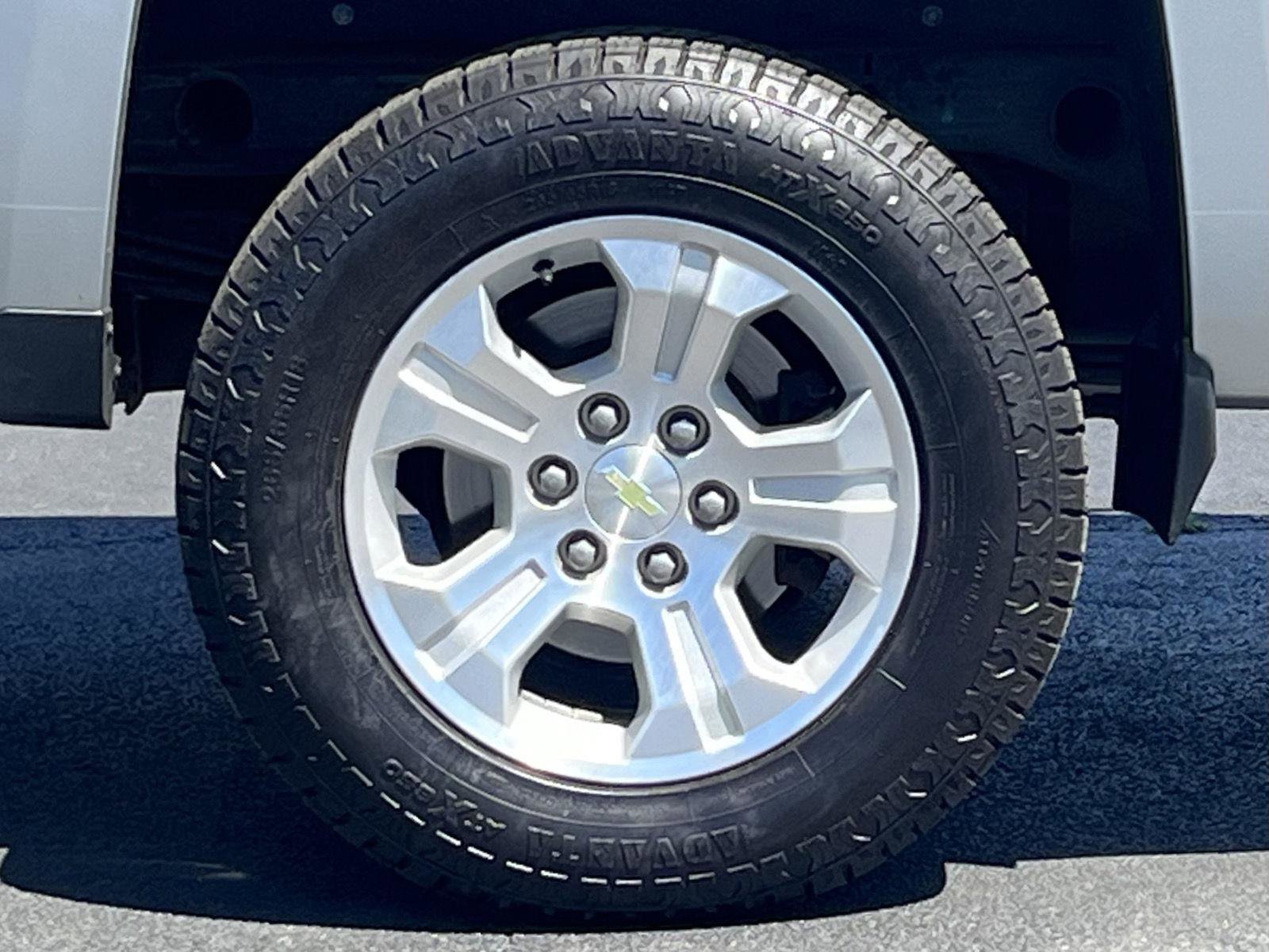 Used 2015 Chevrolet Silverado 1500 LT w/ All Star Edition AWD/4WD image 28