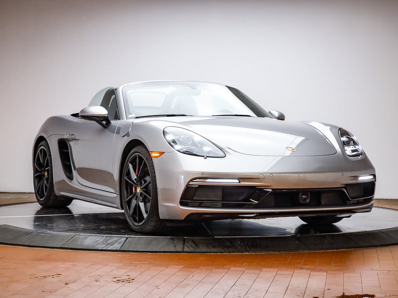 Used 2025 Porsche 718 Boxster S image 12
