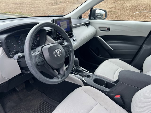 Used 2024 Toyota Corolla Cross L image 9