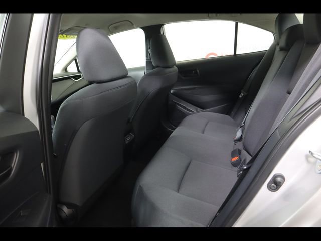 Used 2025 Toyota Corolla LE image 18