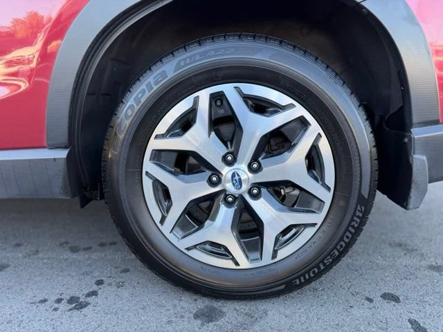 Used 2023 Subaru Forester Premium AWD/4WD image 29
