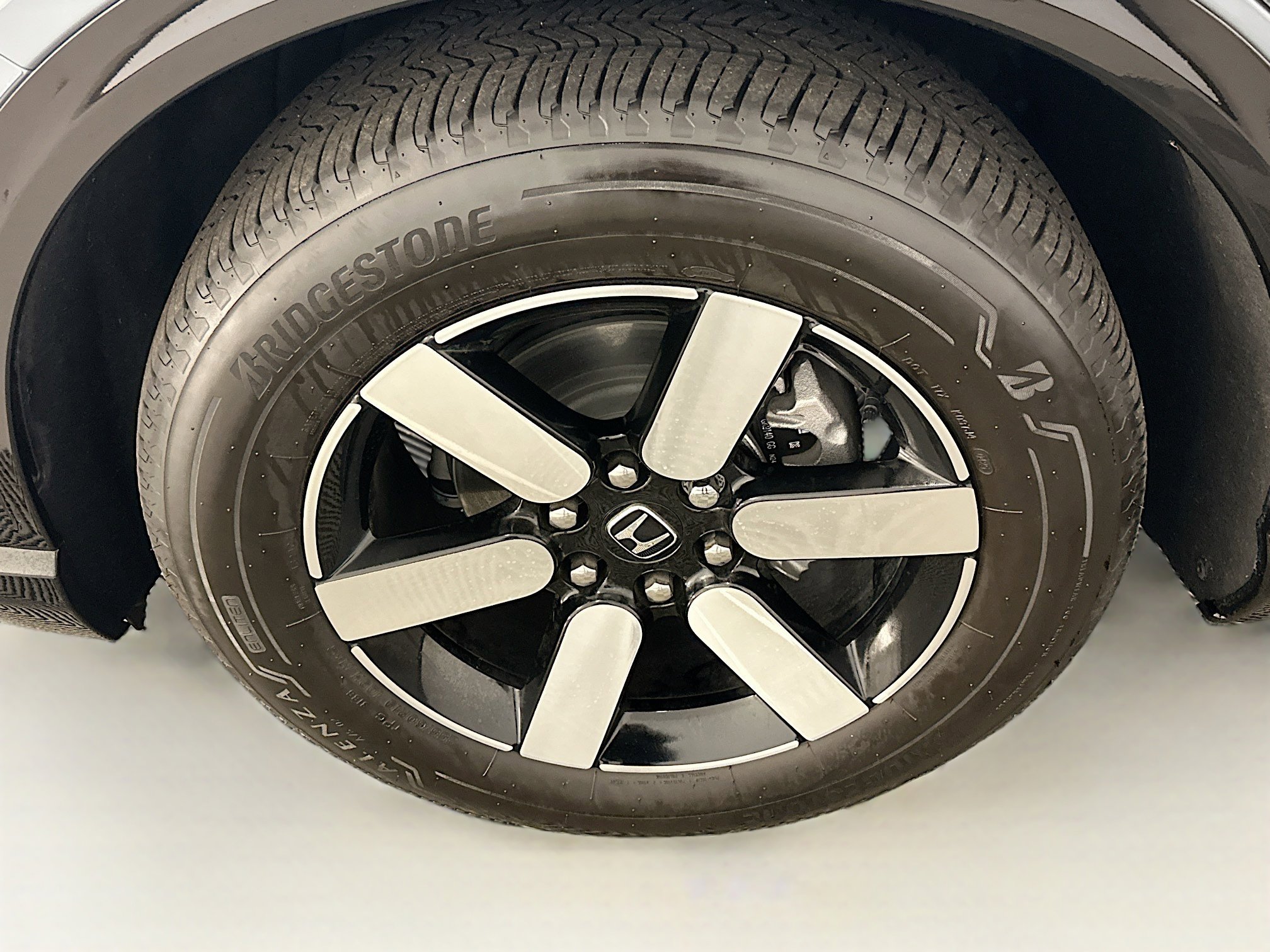 Used 2025 Honda Prologue Touring image 11