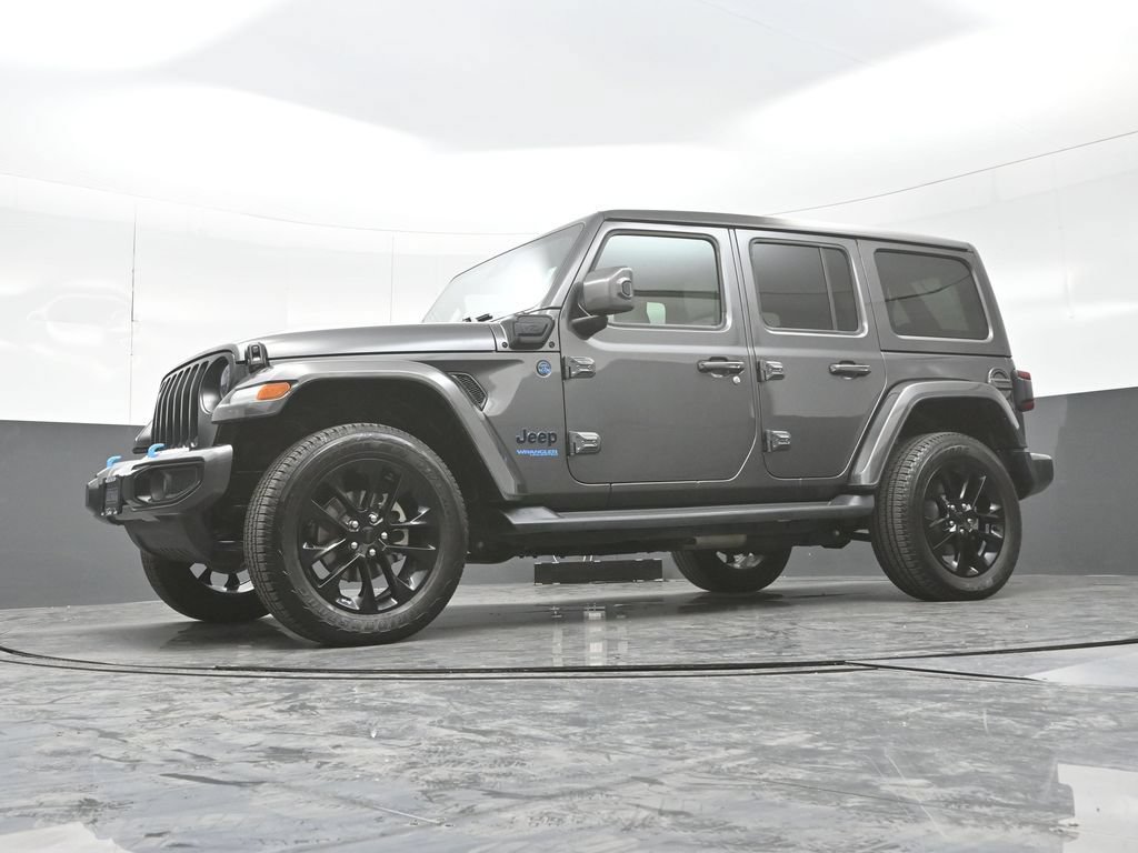 Used 2021 Jeep Wrangler Unlimited Sahara AWD/4WD image 24