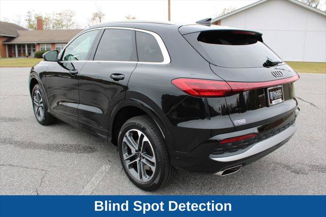 Certified 2025 Audi Q5 Premium w/ Convenience Package AWD/4WD image 8