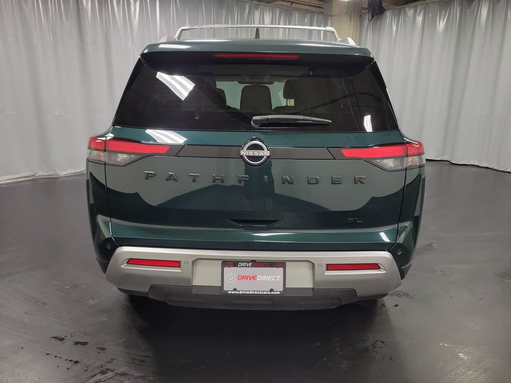 Used 2024 Nissan Pathfinder SL w/ Black Appearance Package FWD image 7