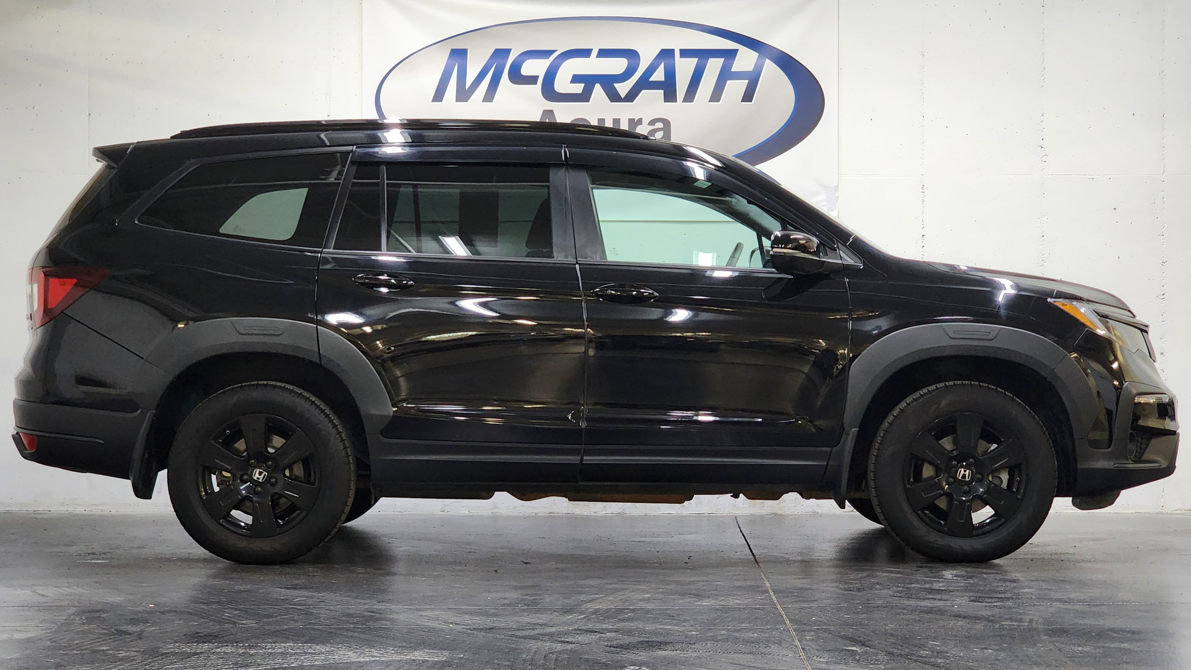 Used 2022 Honda Pilot TrailSport image 3