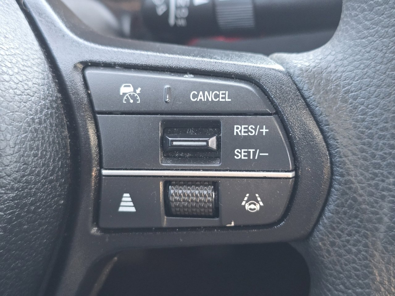 Certified 2024 Honda Accord EX image 32