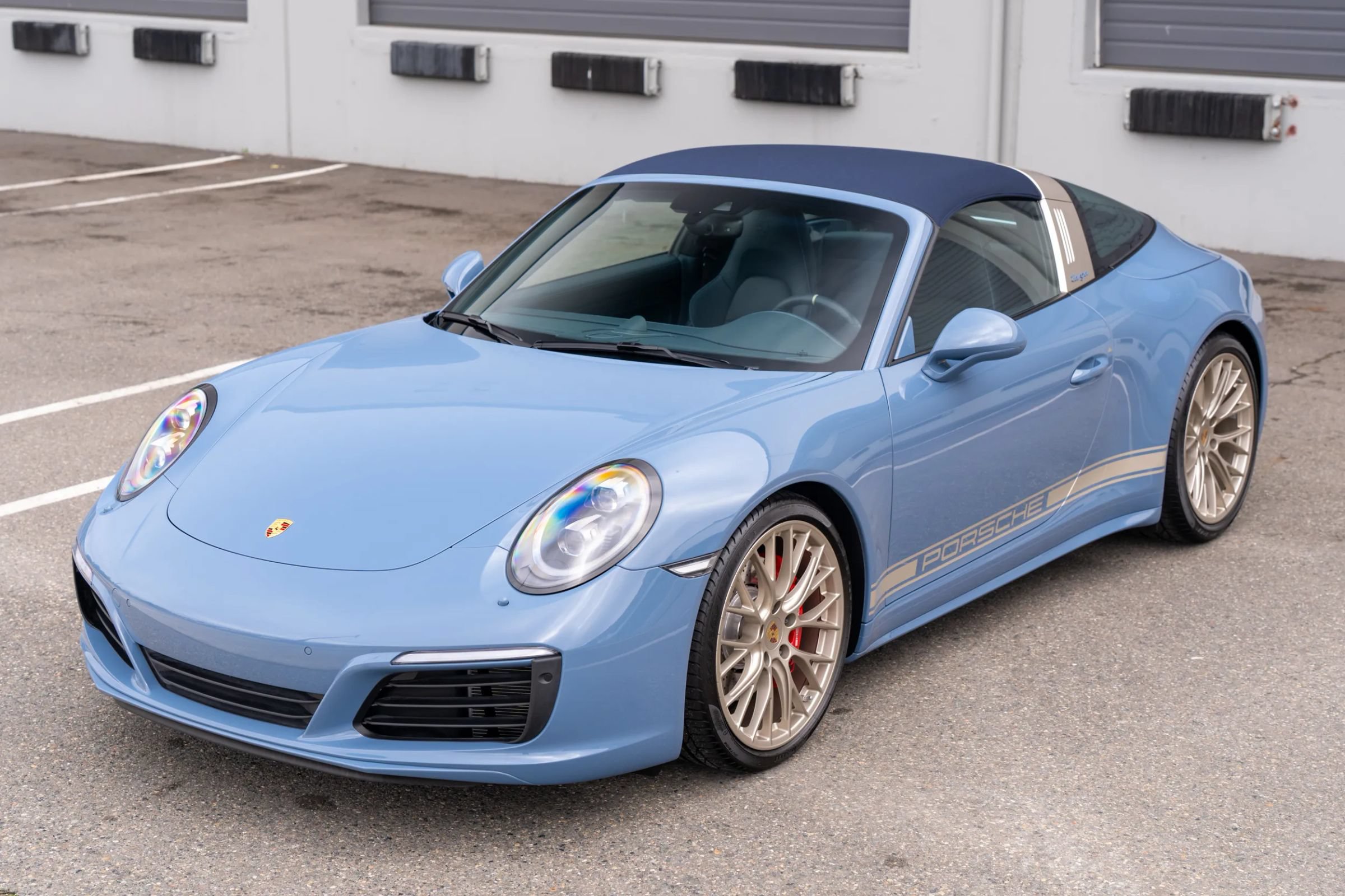 Used 2017 Porsche 911 Targa 4S AWD/4WD image 40