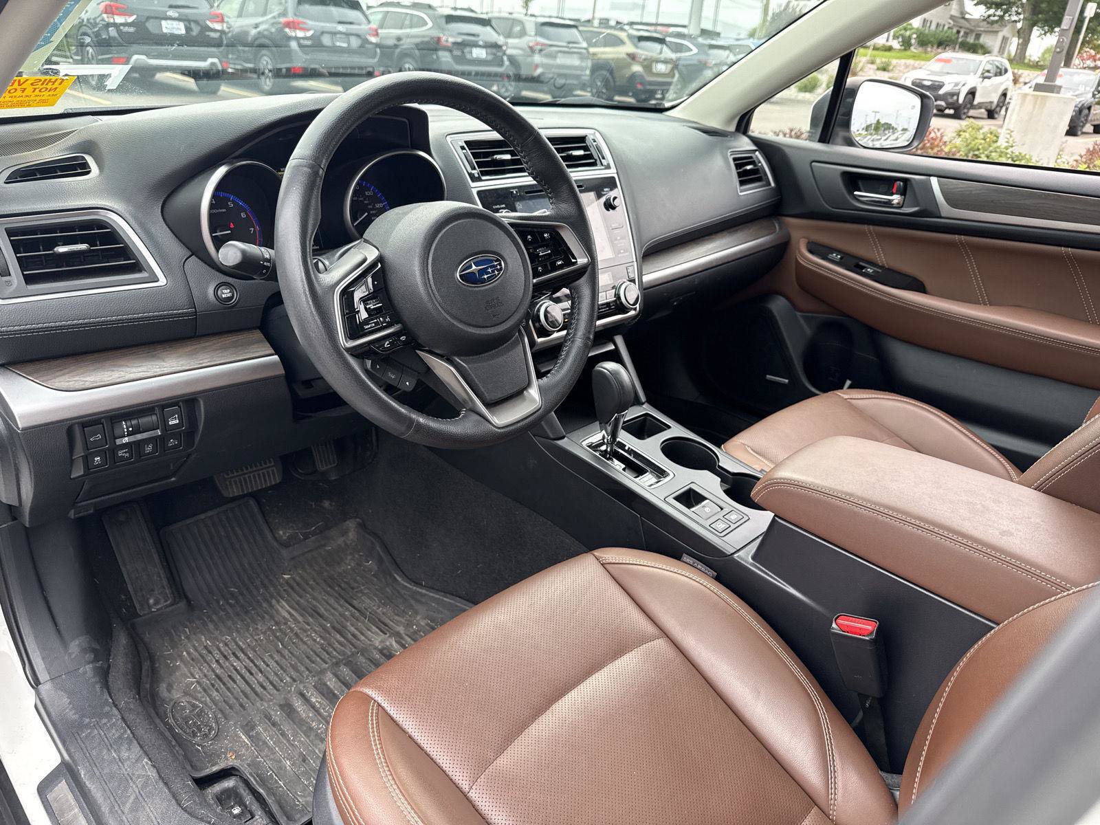 Used 2019 Subaru Outback 2.5i Touring AWD/4WD image 7