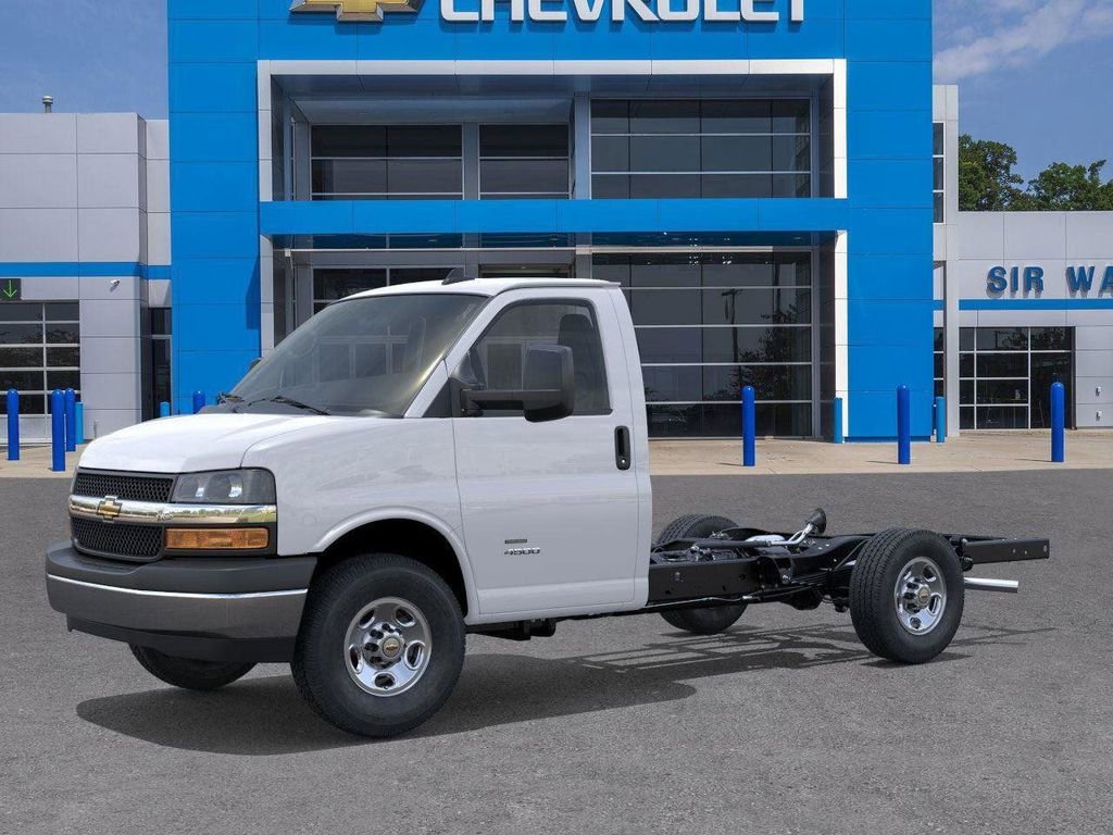 New 2025 Chevrolet Express 3500 Work Van w/ Power Convenience Package image 2