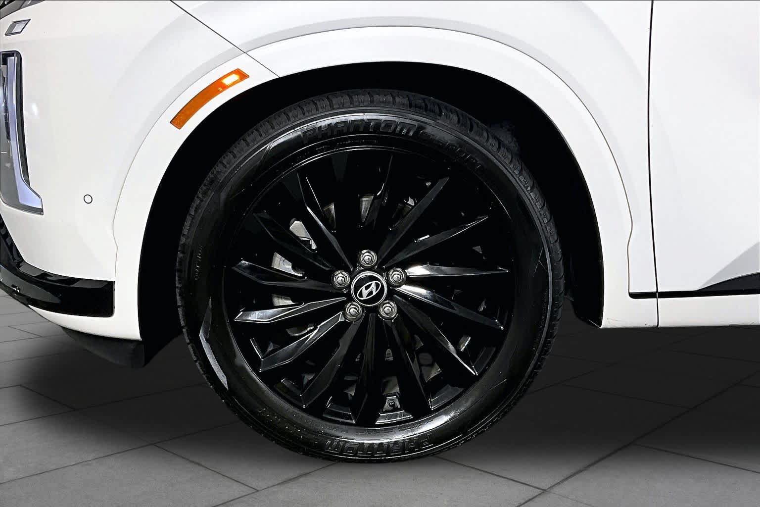 Used 2024 Hyundai Palisade Calligraphy AWD/4WD image 10