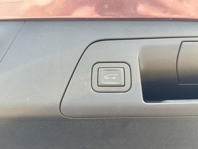 Used 2025 Buick Envision Sport Touring image 24