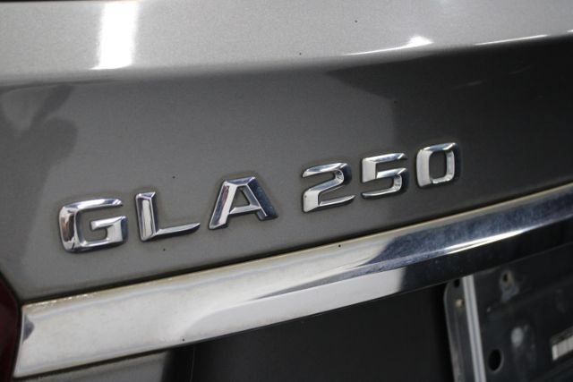 Used 2015 Mercedes-Benz GLA 250 4MATIC image 7