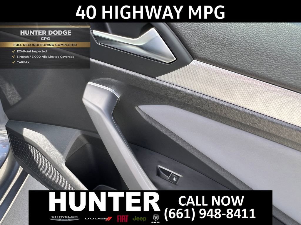 Used 2026 Volkswagen Jetta SE FWD image 20