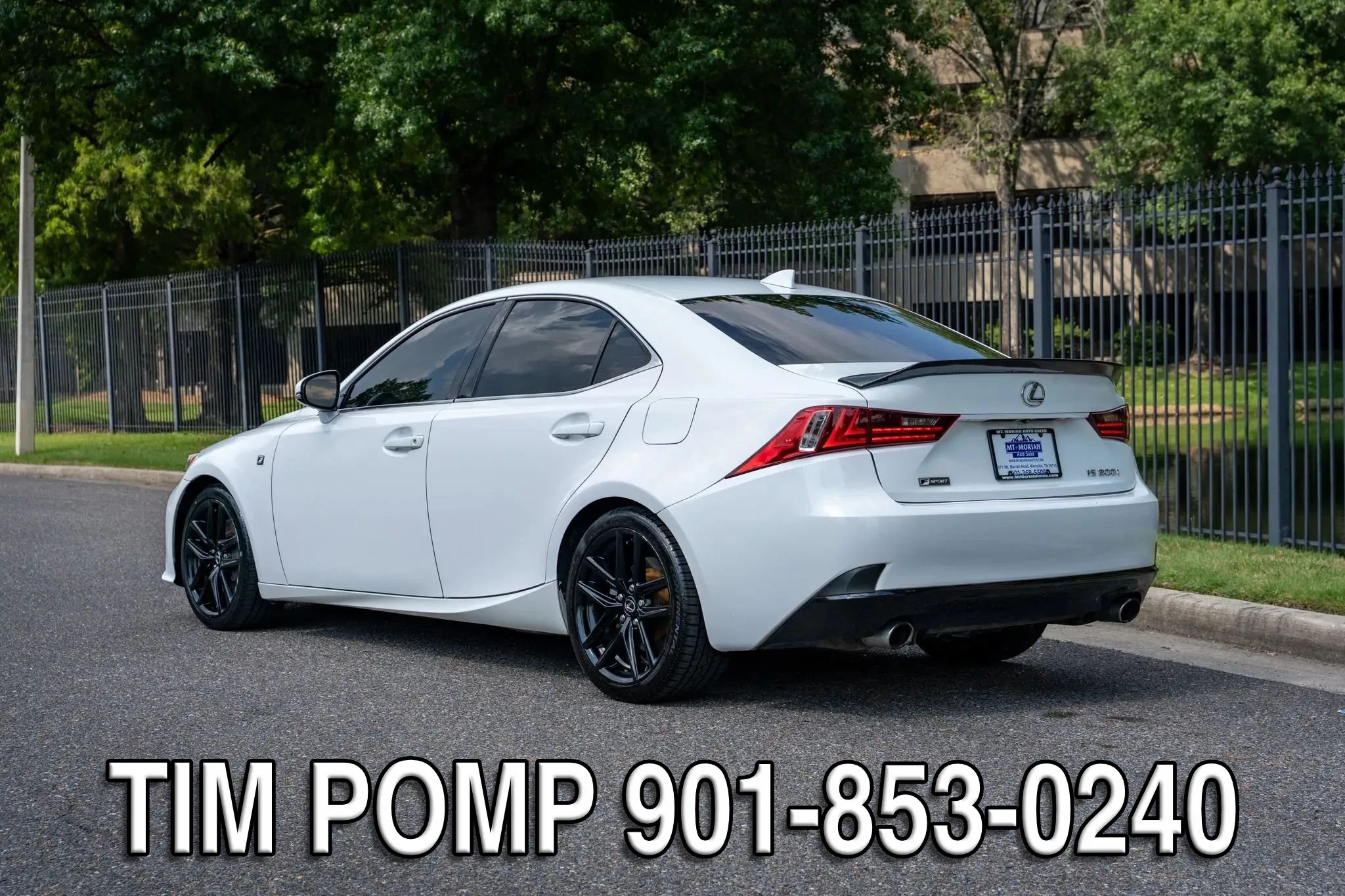 Used 2016 Lexus IS 200t w/ F Sport Package RWD image 8