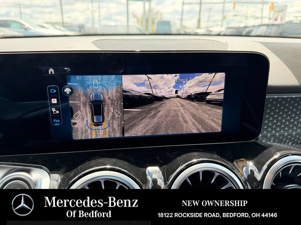 New 2026 Mercedes-Benz GLB 250 4MATIC image 16