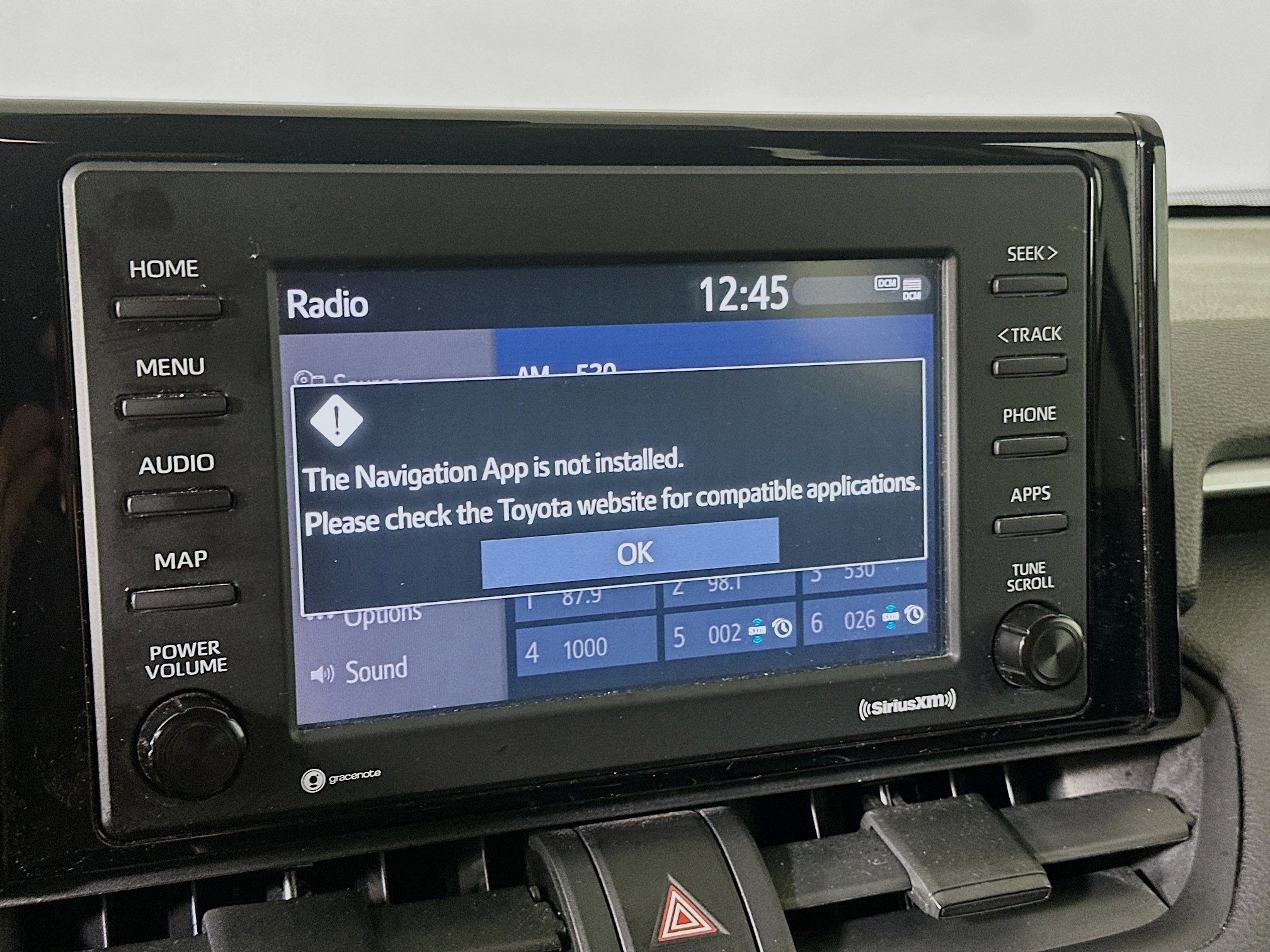 Used 2020 Toyota RAV4 LE FWD image 22