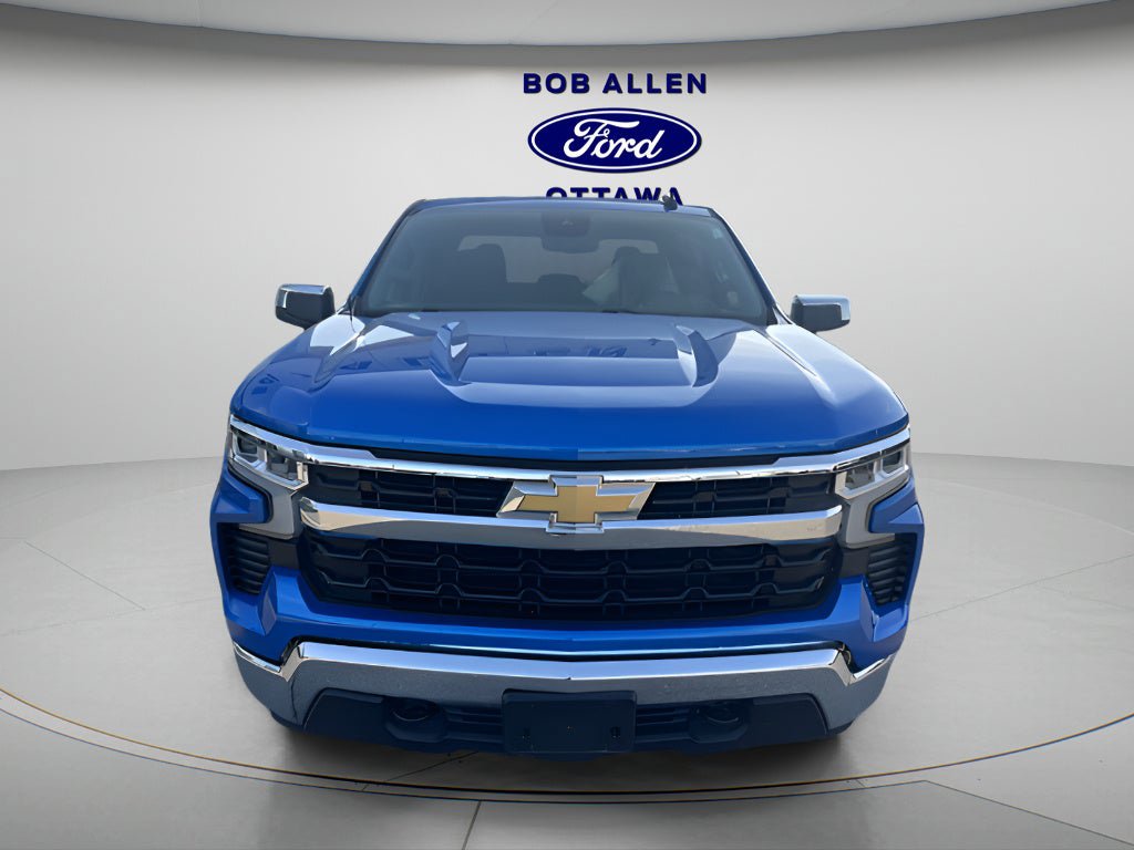 Used 2025 Chevrolet Silverado 1500 LT image 8